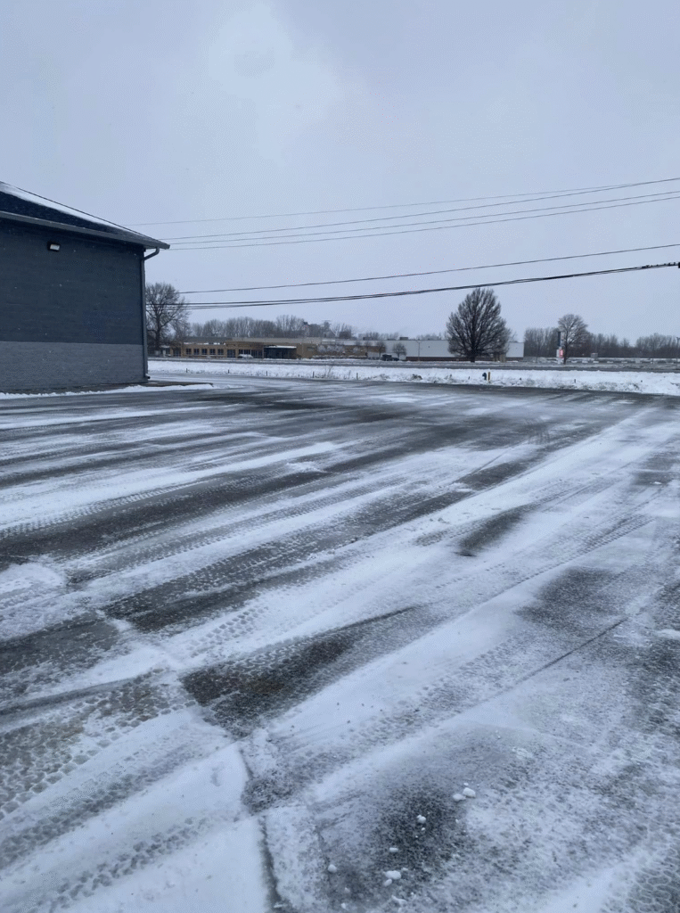 Lafayette Salting Services | Doin' It Wells